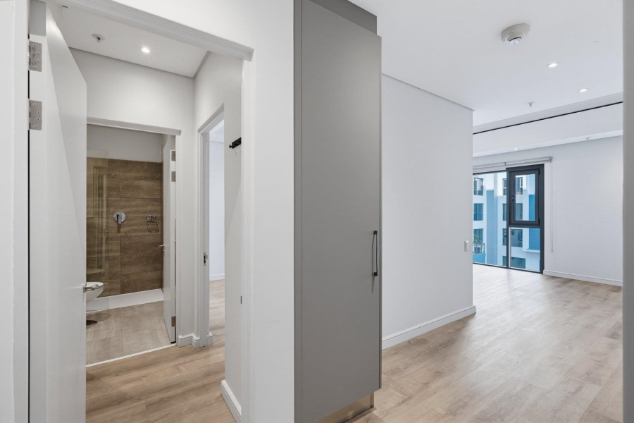 1 Bedroom Property for Sale in Foreshore Western Cape